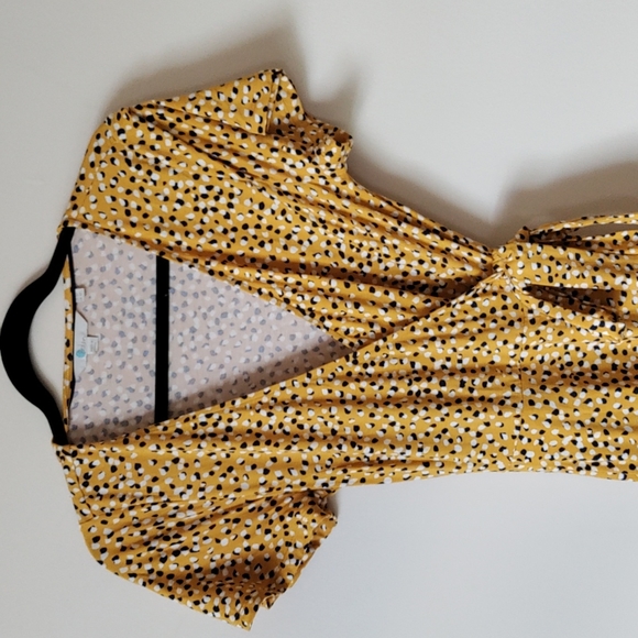 Boden Wrap Dress - Picture 2 of 8